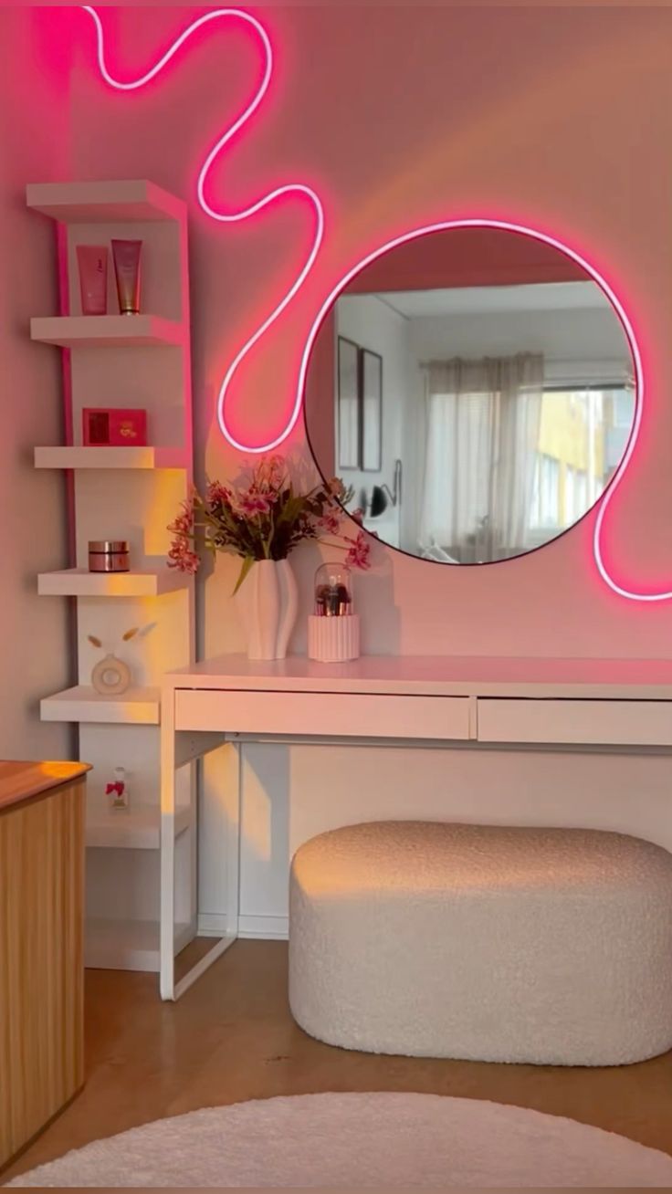 Glowing Strip – Glowhouse